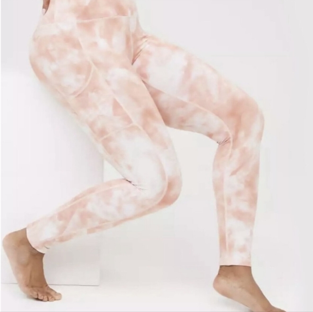 Aerie offline high rise hugger tie dye leggings size small